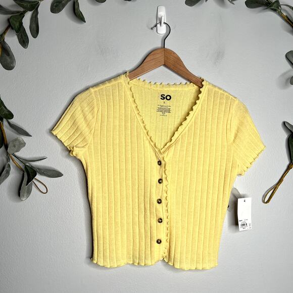 NWT Yellow Cropped Button Up Top LAST CALL - Picture 1 of 4
